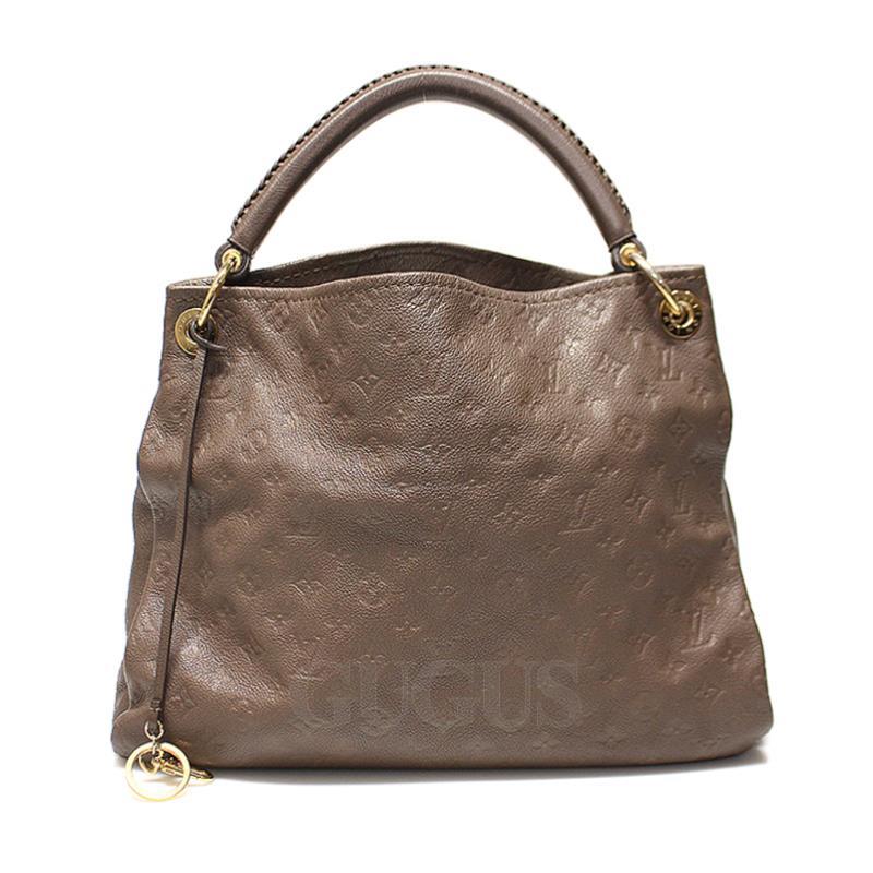 Louis Vuitton(루이비통) M93447 모노그램 앙프렝뜨 OMBRE 앗치 MM 숄